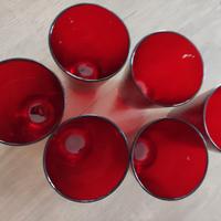 6 bicchieri rossi in vetro, altezza 15 cm circa