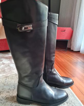 stivale basso in pelle da donna nero