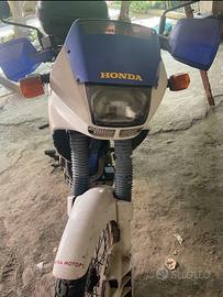 Honda Dominator ASI, motore e frizione rifatti.