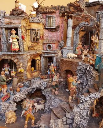 Presepe interamente fatto a mano