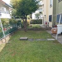 Bilocale arredato con giardino