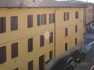 5 LOCALI A NOVELLARA