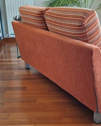 Divano a 2 posti condizioni perfette