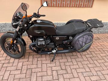 Moto Guzzi V 7 STONE del 2022