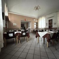 MULTILOCALE A VESPOLATE