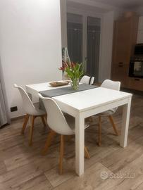 Tavolo Ikea bianco + 4 sedie