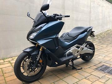 Honda Forza 750 - 2022