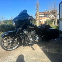 Harley davidson street glide