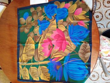BALENCIAGA  foulard donna  in seta  senza scatola