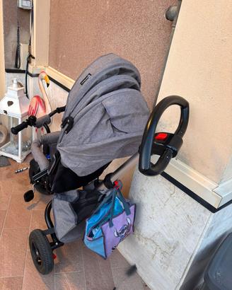 passeggino a triciclo 