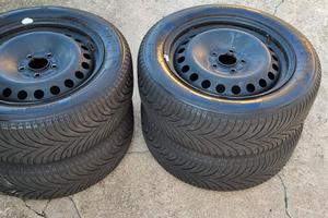 Cerchi e gomme Opel 205 55 16 r16