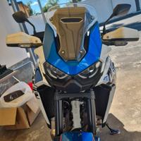 Africa Twin 1100 cambio manuale 2023