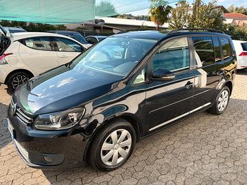 Volkswagen Touran Business 1.6 TDI DSG Comfortline