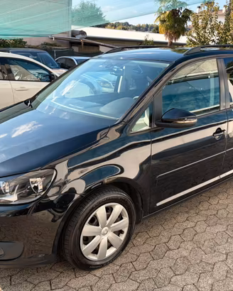 Volkswagen Touran Business 1.6 TDI DSG Comfortline