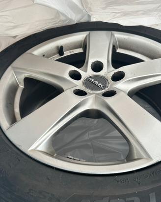 4 cerchi in lega MAK con gomme invernali Hankook
