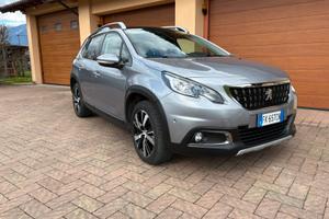 Peugeot 2008 allure 1600 hdi GANCIO TRAINO