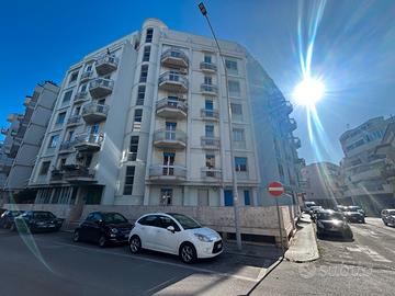 Libero appartamento semicentrale