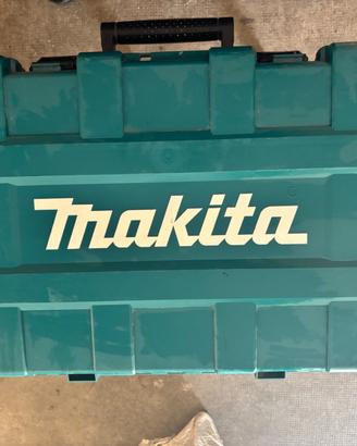 Martello demolitore Makita