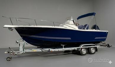 White shark 225 + yamaha 200cv