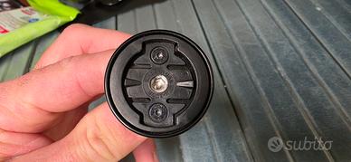 attacco Garmin serie sterzo protezione catena 