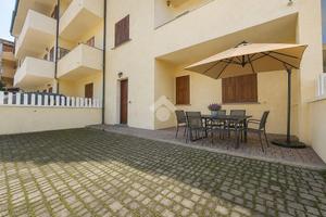 3 LOCALI A VALLEDORIA