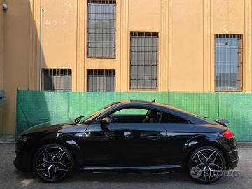 Cerchi NUOVI Audi TT raggio 19 cod.2844
