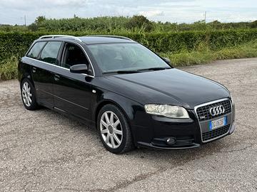 Audi A4 S-line QUATTRO