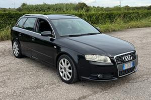 Audi A4 S-line QUATTRO