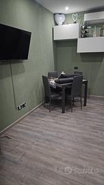 Tavolo allungabile con sedie