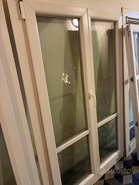 Finsetra PVC vetri doppi + cornice