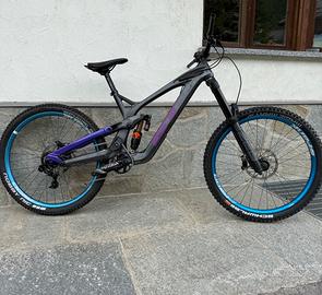 GT Fury Carbon pro 2022 taglia L
