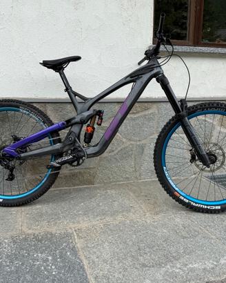 GT Fury Carbon pro 2022 taglia L