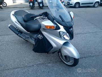 Suzuki Burgman 650