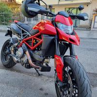 DUCATI HYPERMOTARD 950