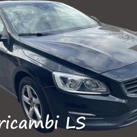 Volvo v60 2010.- 2018 per ricambi