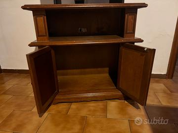Mobile  in  legno