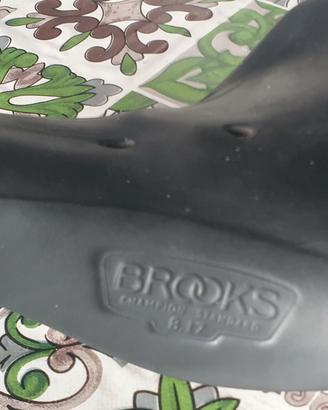 Sella Brooks B17