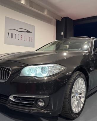 BMW 520 d xDrive Luxury Line/TETTO PANORAMICO