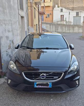 Volvo V40 R-Design 1.6