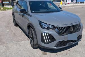 Peugeot 2008  Hybrid 136vc , allure FULL OPTIONAL