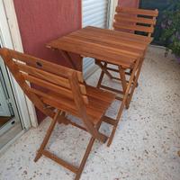 tavolino con due sedie da balcone,guardino