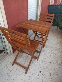 tavolino con due sedie da balcone,guardino
