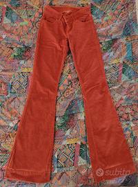Pantalone rosso simil velluto