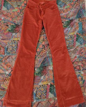 Pantalone rosso simil velluto