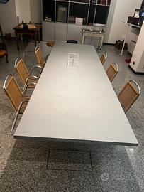 Tavolo in legno massello