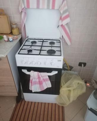 Mobili/elettrodomestici vari