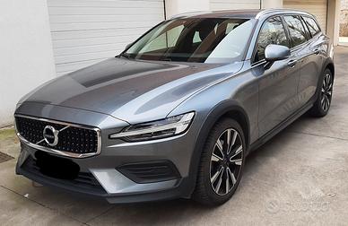 Volvo v60 cc (2018-->) - 2020