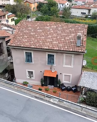 Terratetto Gallicano [Cod. rif 3387863VRG]