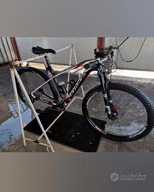 mtb in carbonio 