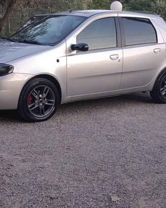 fiat punto 